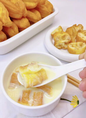 Des bâtons de pâte chinoise surgelés Youtiao surgelé Certifié BRC et HALAL Norme européenne en gros pour la restauration rapide et à emporter