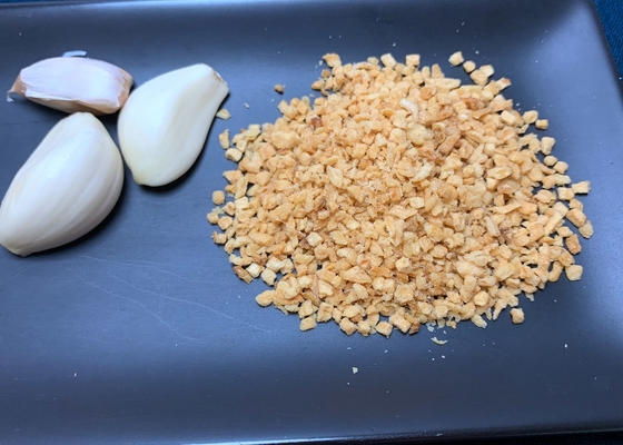 Fried Peeled Garlic Cloves